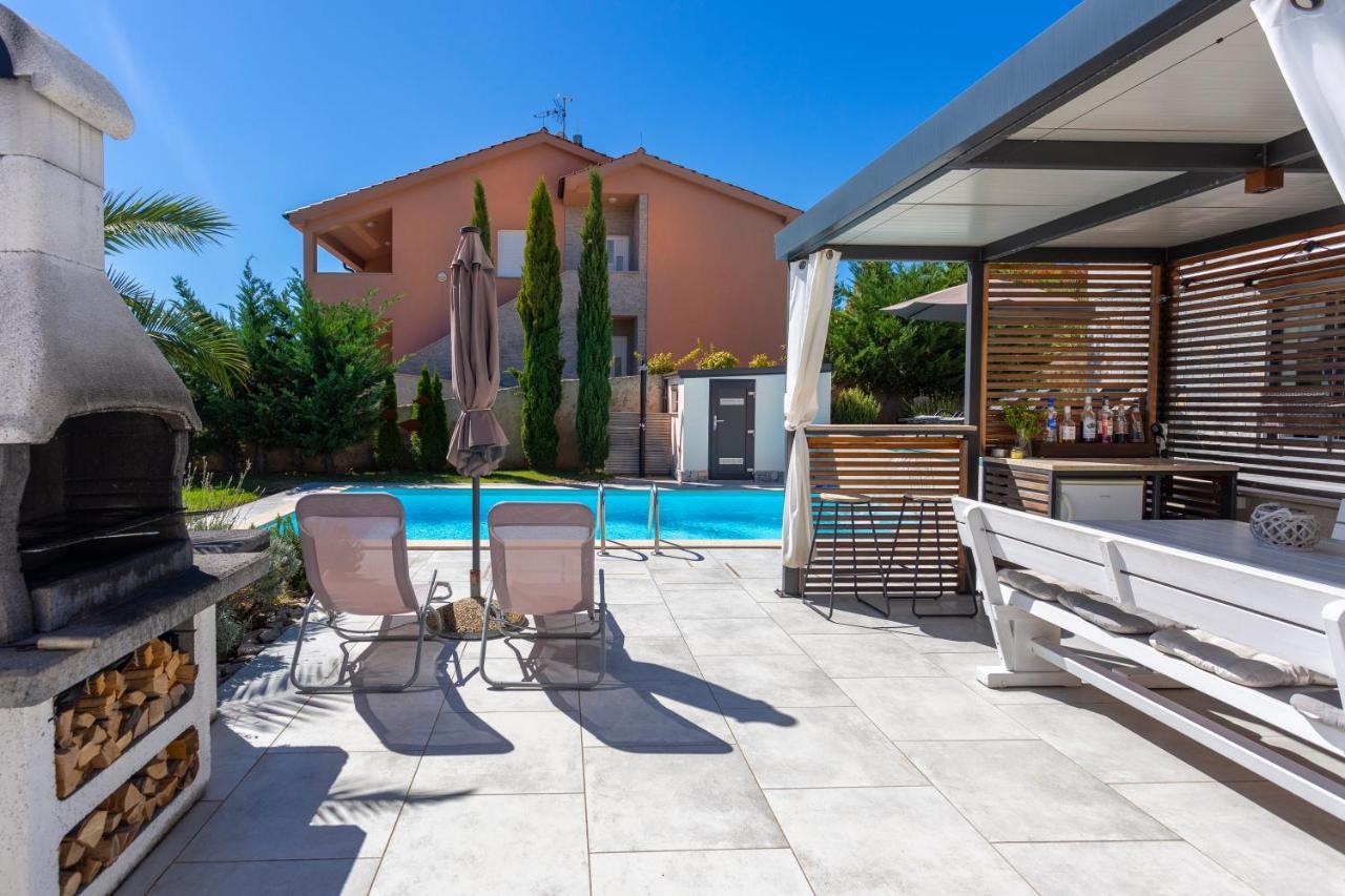Sun & Sea Villa Kornić Εξωτερικό φωτογραφία