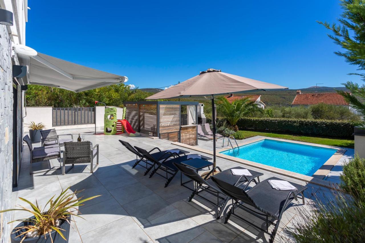 Sun & Sea Villa Kornić Εξωτερικό φωτογραφία